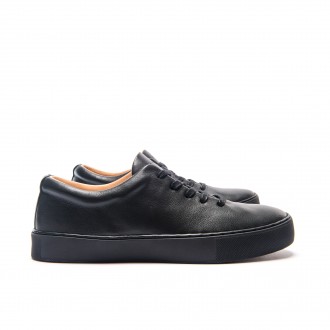 Upton Wholecut Sneaker - Black/Black
